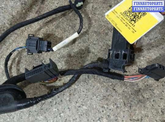 купить Проводка двери задней левой на VOLKSWAGEN PASSAT B6