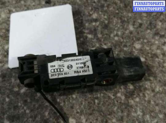 ДАТЧИК УДАРА AUH1623 на AUDI A4 B6