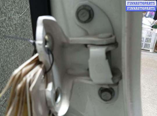 Купить Петля двери задней левой на TOYOTA Prius 3 Петля двери задней левой TT938819 на TOYOTA Prius 3