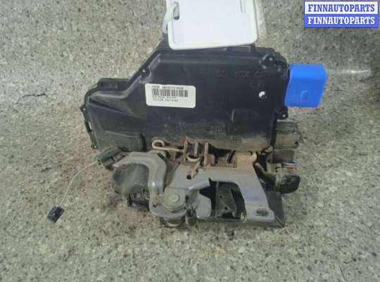купить замок двери передней правой на SKODA Fabia 2  (5J)