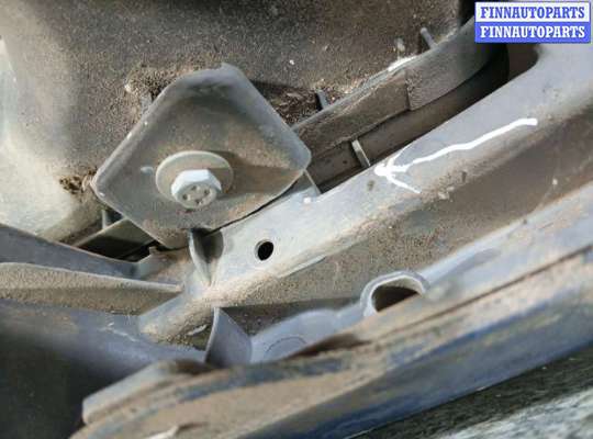 Бампер передний на Peugeot 806