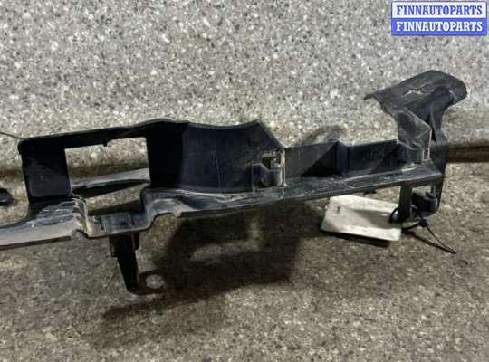 купить Дефлектор радиатора левый на VOLKSWAGEN Golf 5