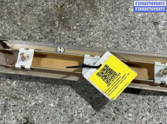 купить Молдинг крыла на Mercedes C W202