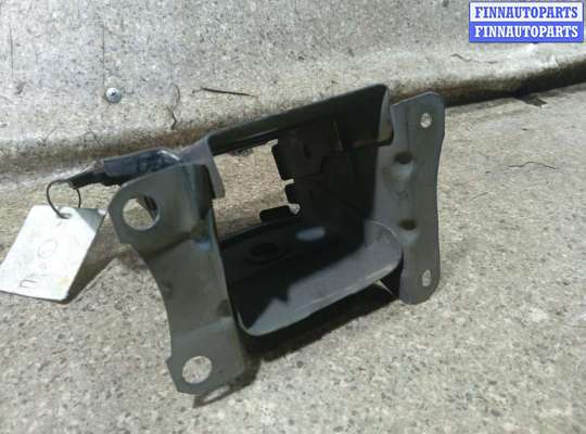 купить Кронштейн крепления бампера переднего на TOYOTA Carina E T190