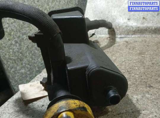 купить МАСЛОЗАЛИВНАЯ ГОРЛОВИНА на RENAULT Megane 2