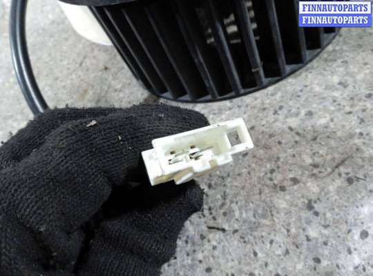 купить Моторчик печки на VOLKSWAGEN MULTIVAN T4