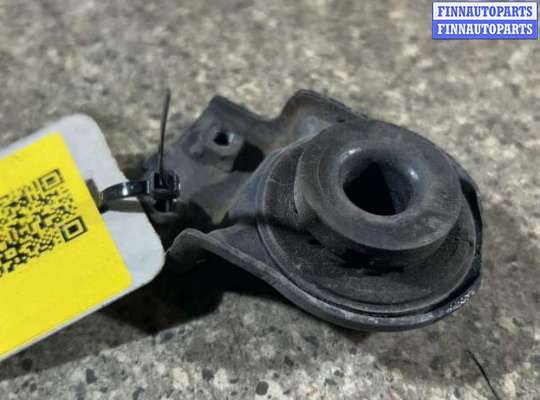 купить КРОНШТЕЙН РАДИАТОРА на KIA CEED