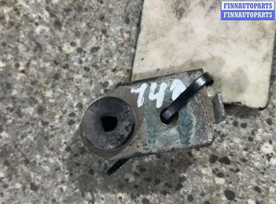 купить КРОНШТЕЙН РАДИАТОРА на Mercedes S W140