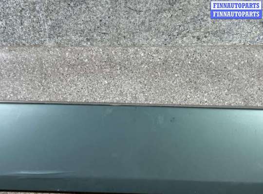 купить молдинг двери передней правой на Mercedes-Benz E W124