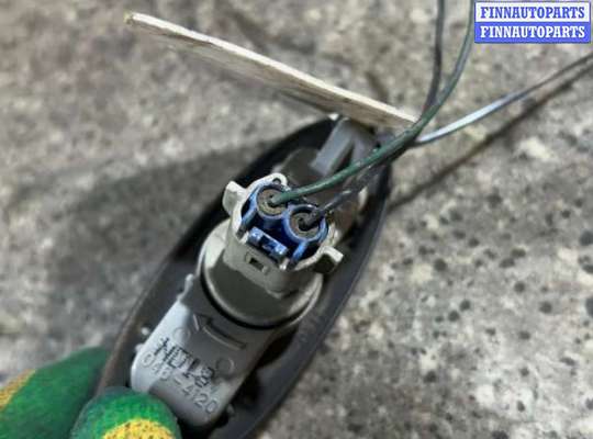 Повторитель поворота в крыло на Mazda 323 (BJ) 323F/ 323S