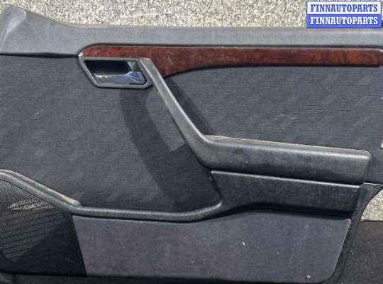купить Обшивка двери передней правой (дверная карта) на Mercedes C W202