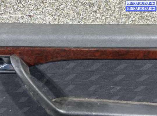 купить Обшивка двери передней правой (дверная карта) на Mercedes C W202