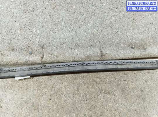 купить молдинг двери задней правой на VOLKSWAGEN PASSAT B6