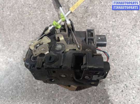 купить Замок двери задней левой на AUDI A6 4B/C5