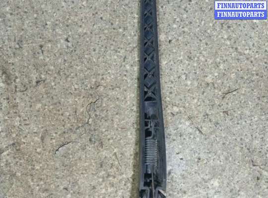 купить щеткодержатель задний на OPEL Zafira 2  (B)