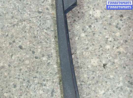 купить щеткодержатель задний на OPEL Zafira 2  (B)