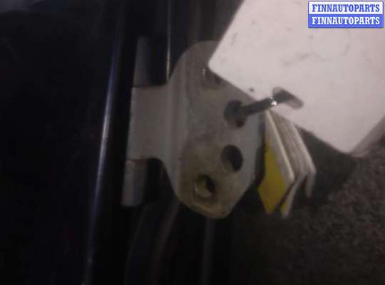купить петля двери передней правой на Mercedes-Benz E W124