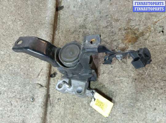 купить Подушка крепления двигателя на TOYOTA Prius 3