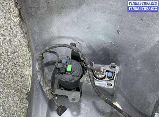 купить Бампер передний на TOYOTA Prius 3