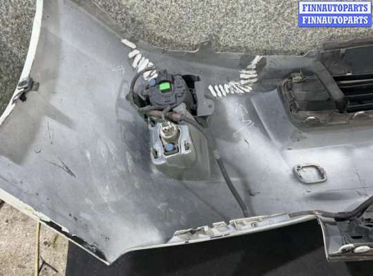 купить Бампер передний на TOYOTA Prius 3