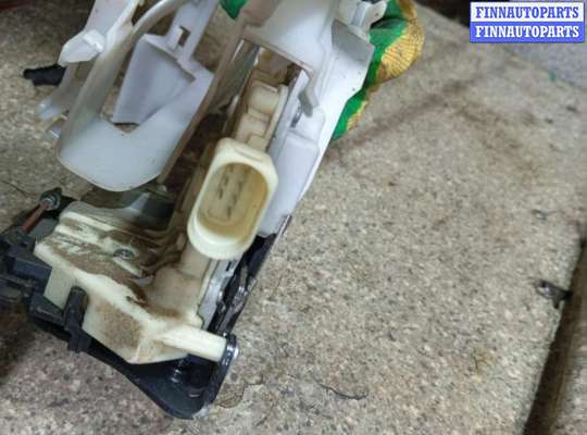 купить Замок двери задней правой на VOLKSWAGEN PASSAT B6