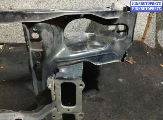 Панель передняя (телевизор) на Nissan Cefiro 32