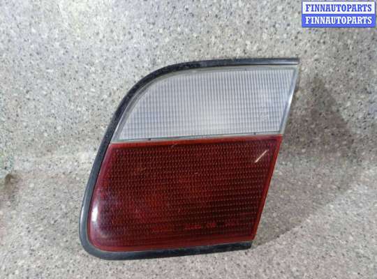 фонарь крышки багажника правый NS424940 на NISSAN ALMERA N15