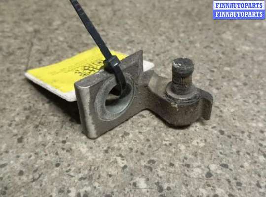 купить петля двери передней правой на VOLKSWAGEN PASSAT B3