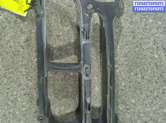 купить Рамка фары противотуманной левой на TOYOTA Avensis 2  (T250)