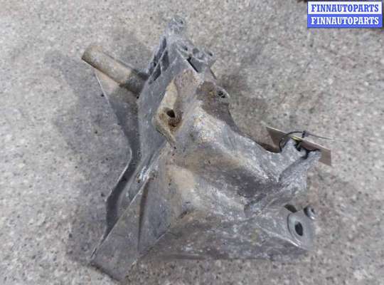 Кронштейн прочее на Audi 100 (4A, C4)