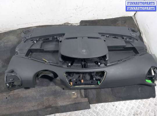 Панель передняя салона (торпедо) CT806525 на CITROEN C4 PICASSO