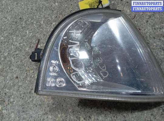 поворотник правый SK525995 на SKODA Octavia (A4)