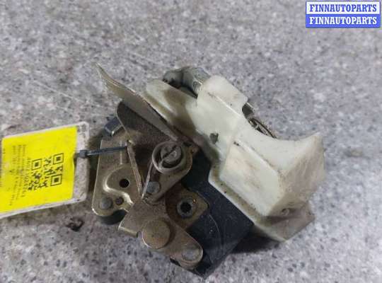 купить Замок двери задней левой на Mercedes E W124