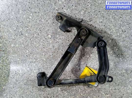 Петля капота правая MB1374611 на Mercedes S W220