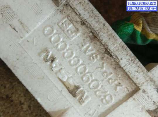 Усилитель бампера на Nissan Murano I (Z50)