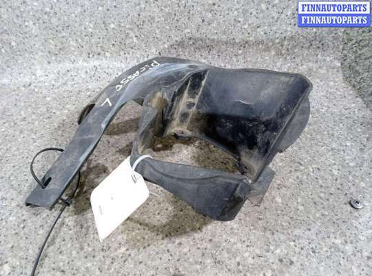 купить Рамка фары противотуманной левой на CITROEN Xsara Picasso