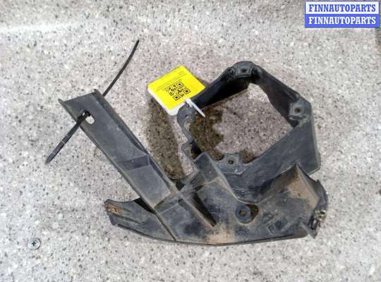 купить Рамка фары противотуманной левой на CITROEN Xsara Picasso