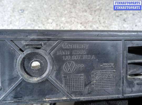 купить Кронштейн крепления бампера на VOLKSWAGEN BORA