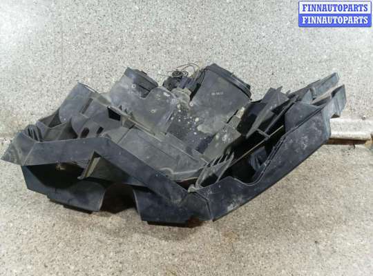 купить Фара правая на RENAULT Megane 2