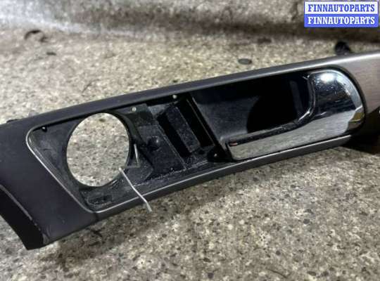 купить Ручка внутренняя передняя правая на AUDI A6 4B/C5