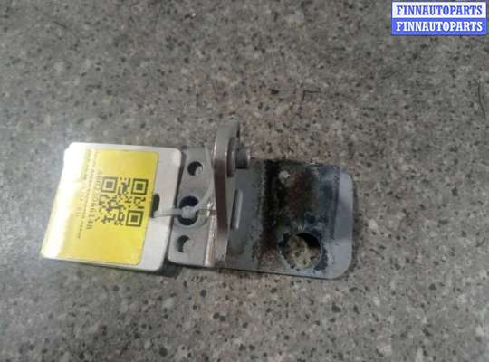 купить петля двери передней левой на AUDI A6 4B/C5