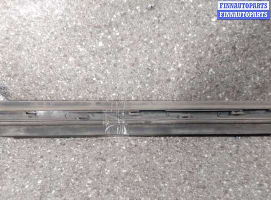молдинг двери задней левой AU400563 на AUDI A4 B6