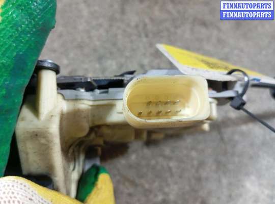 купить замок двери передней левой на VOLKSWAGEN PASSAT B6