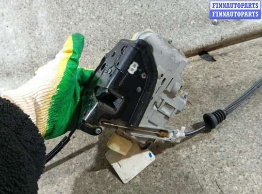 купить замок двери передней левой на VOLKSWAGEN PASSAT B6