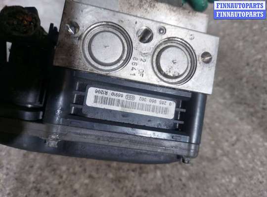 Блок ABS на Mercedes-Benz S (W220)