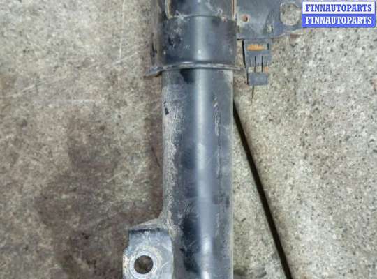Стойка подвески амортизационная на Opel Zafira B