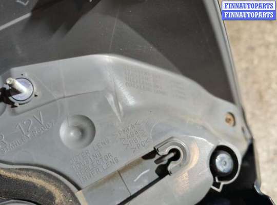 Фонарь задний на Toyota Prius III