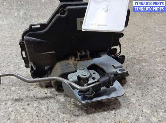 купить замок двери передней правой на AUDI A6 4B/C5