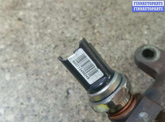 Рампа (рейка) топливная на Renault Scenic II