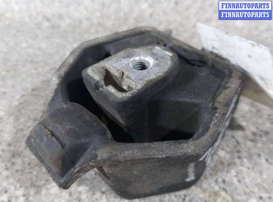 купить Подушка крепления КПП левая на AUDI A6 4B/C5